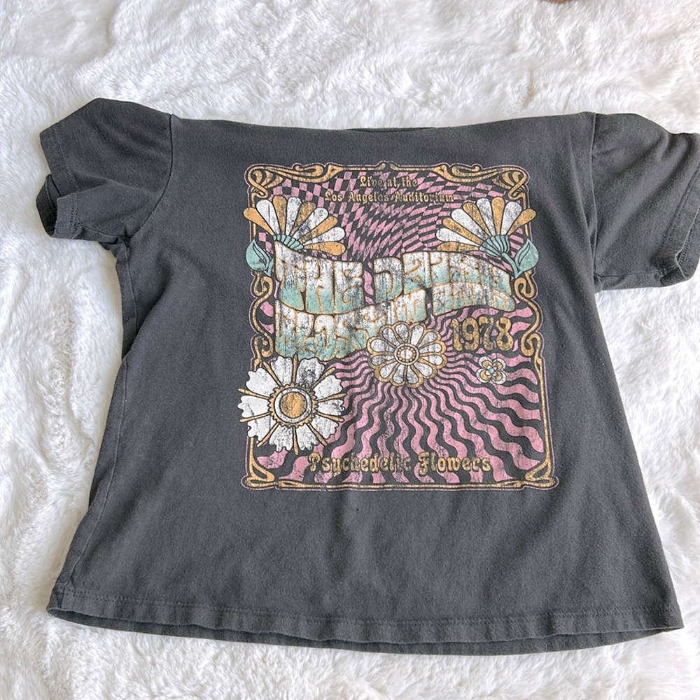 Super cute, full tilt shirt